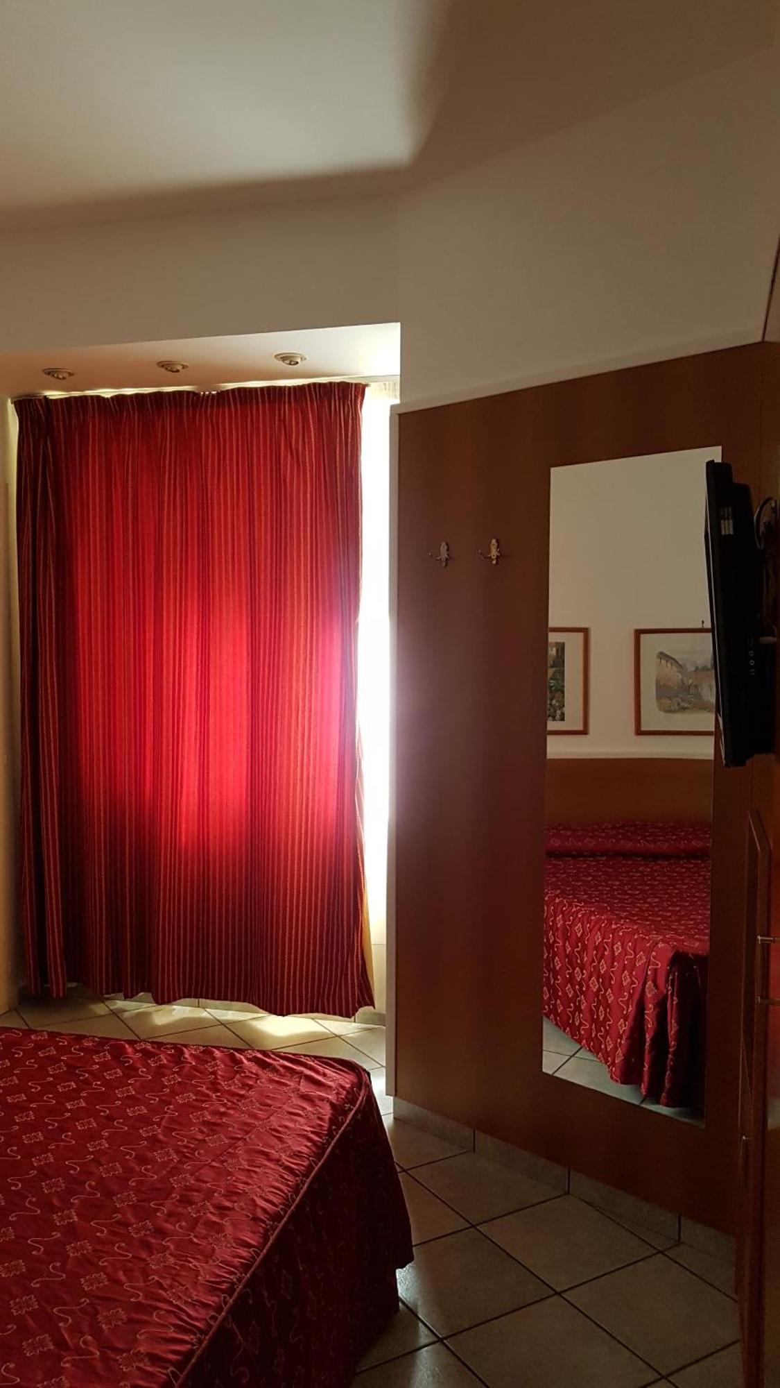 Hotel Mediterraneo Qualiano Pokój zdjęcie