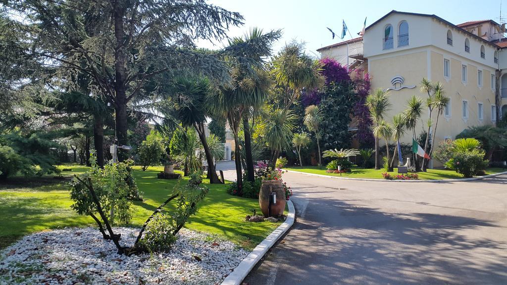 Hotel Mediterraneo Qualiano Zewnętrze zdjęcie