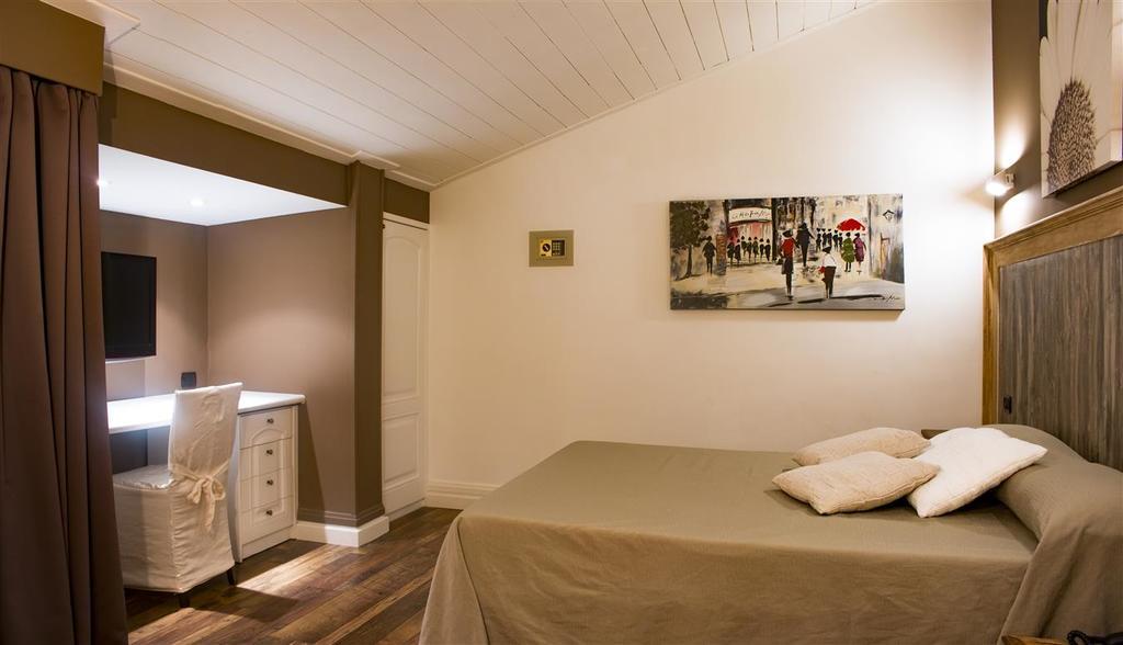 Hotel Mediterraneo Qualiano Zewnętrze zdjęcie