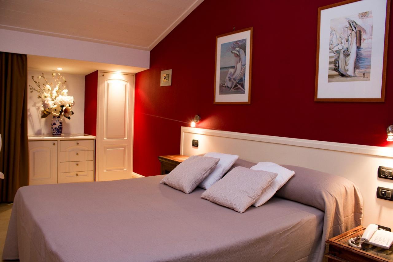 Hotel Mediterraneo Qualiano Zewnętrze zdjęcie