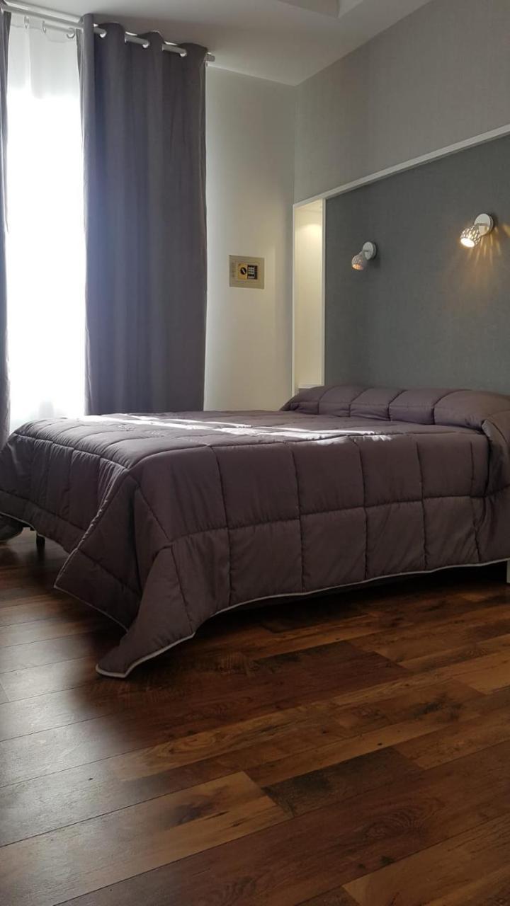 Hotel Mediterraneo Qualiano Zewnętrze zdjęcie