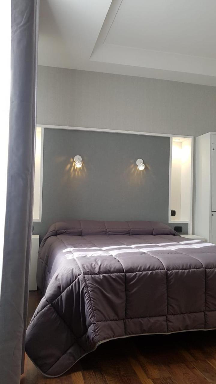 Hotel Mediterraneo Qualiano Zewnętrze zdjęcie